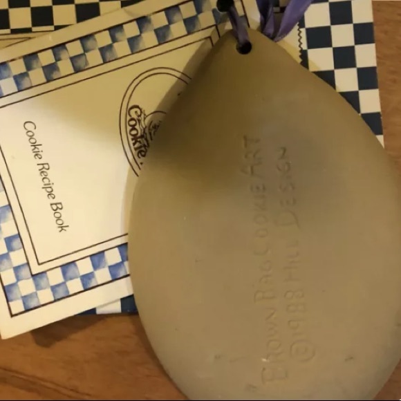 Easter Egg Cookie Mold 1988 Brown Bag Cookie Art - Picture 4 of 5